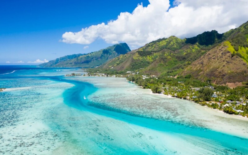 Bahia d Opunoha, Moorea, French Polynesia